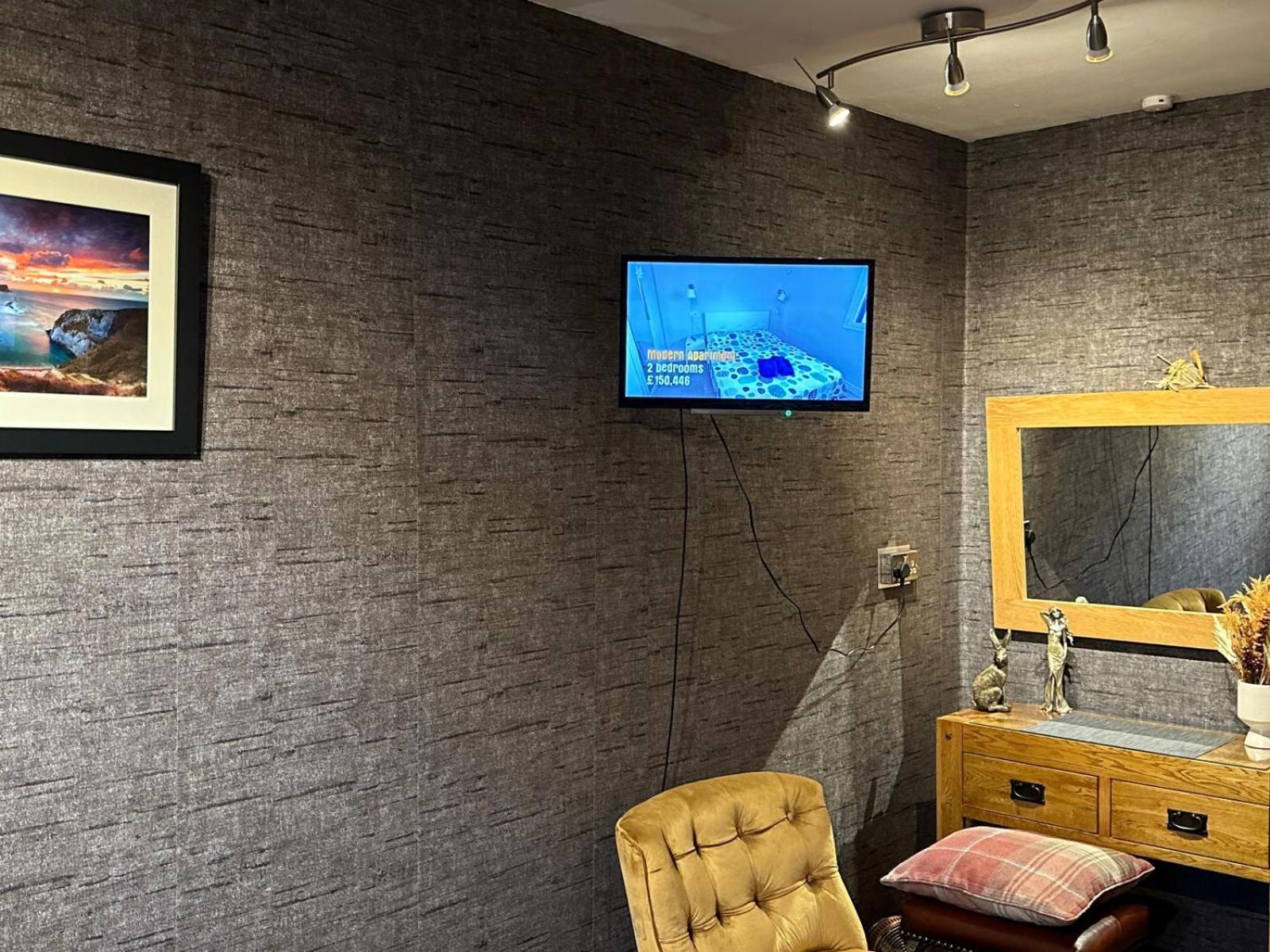 Shropshire Guestroom Seisdon エクステリア 写真